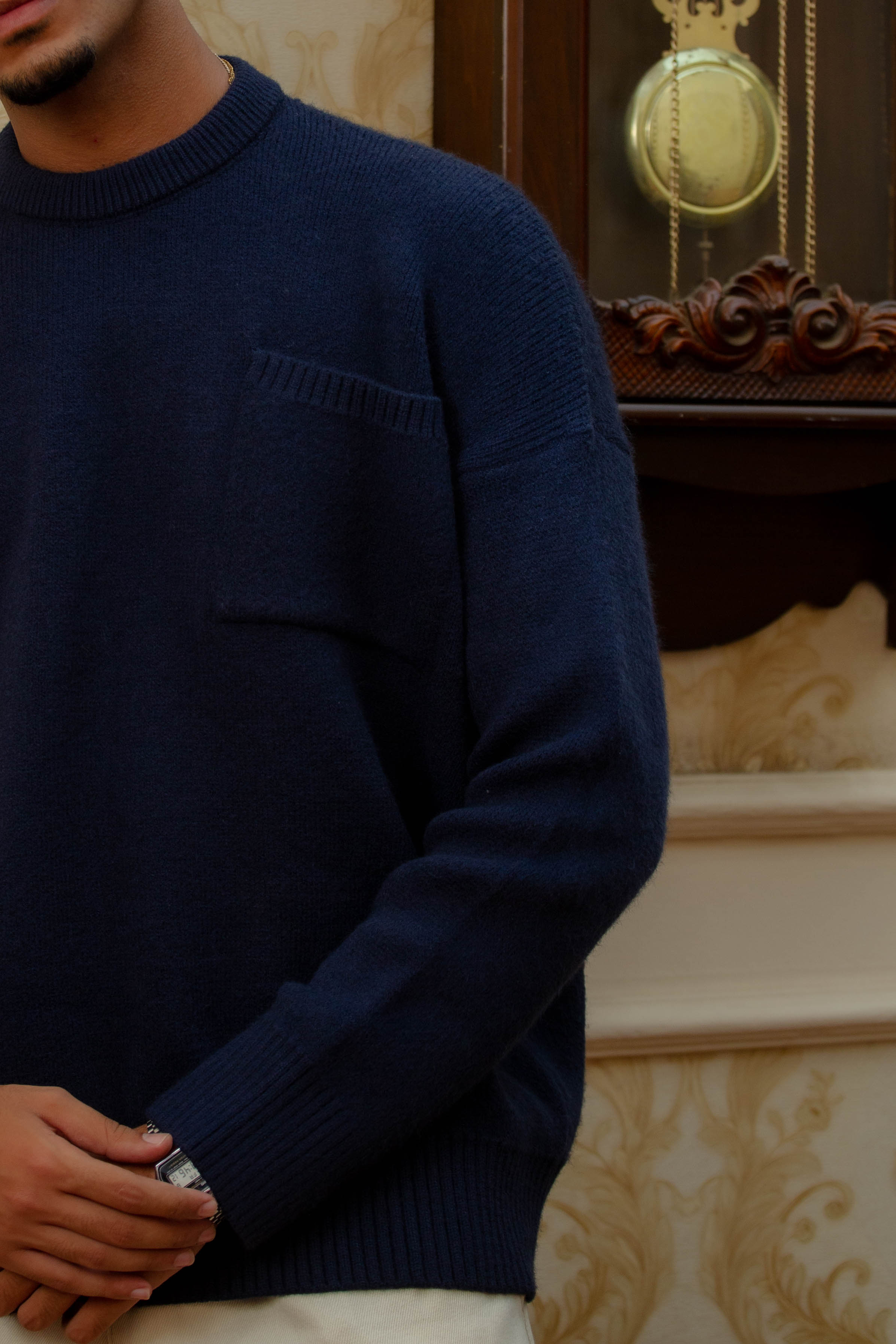 NAVY BLUE KNITTED SWEATER